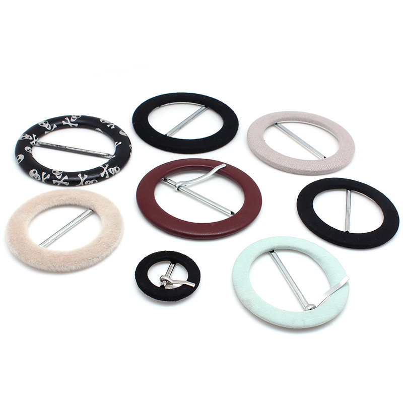 O que é uma fivela enrolada em tecido e por que ela é a melhor escolha para projetos premium de moda e artesanato